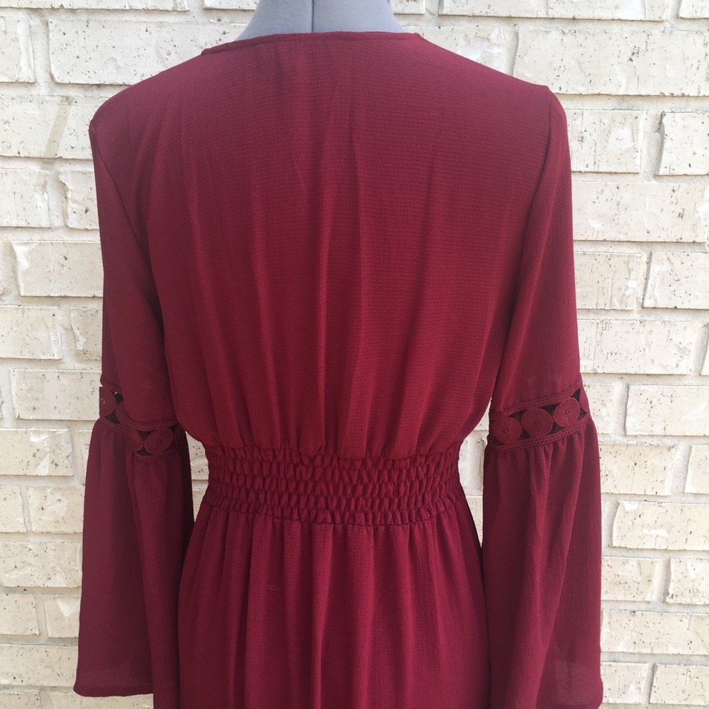 Romeo and Juliet Couture Maxi Dress - Picture 6 of 8